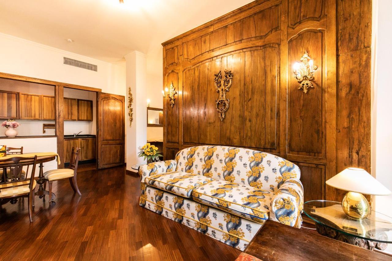 Klimt - Jacuzzi 5 Star - Luxury Design Apartment Милан Экстерьер фото